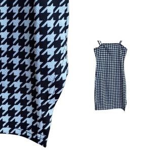 Black and White Houndstooth Body-con Dress